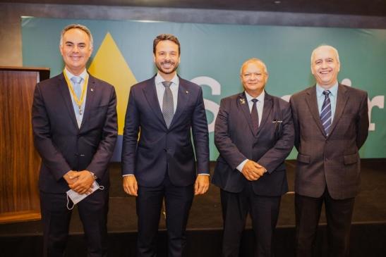 Fenafisco prestigia Instituto Servir Brasil