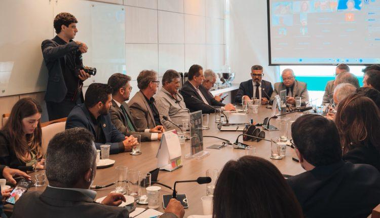 Fenafisco acompanha debate sobre negociação coletiva e movimento Vote Consciente